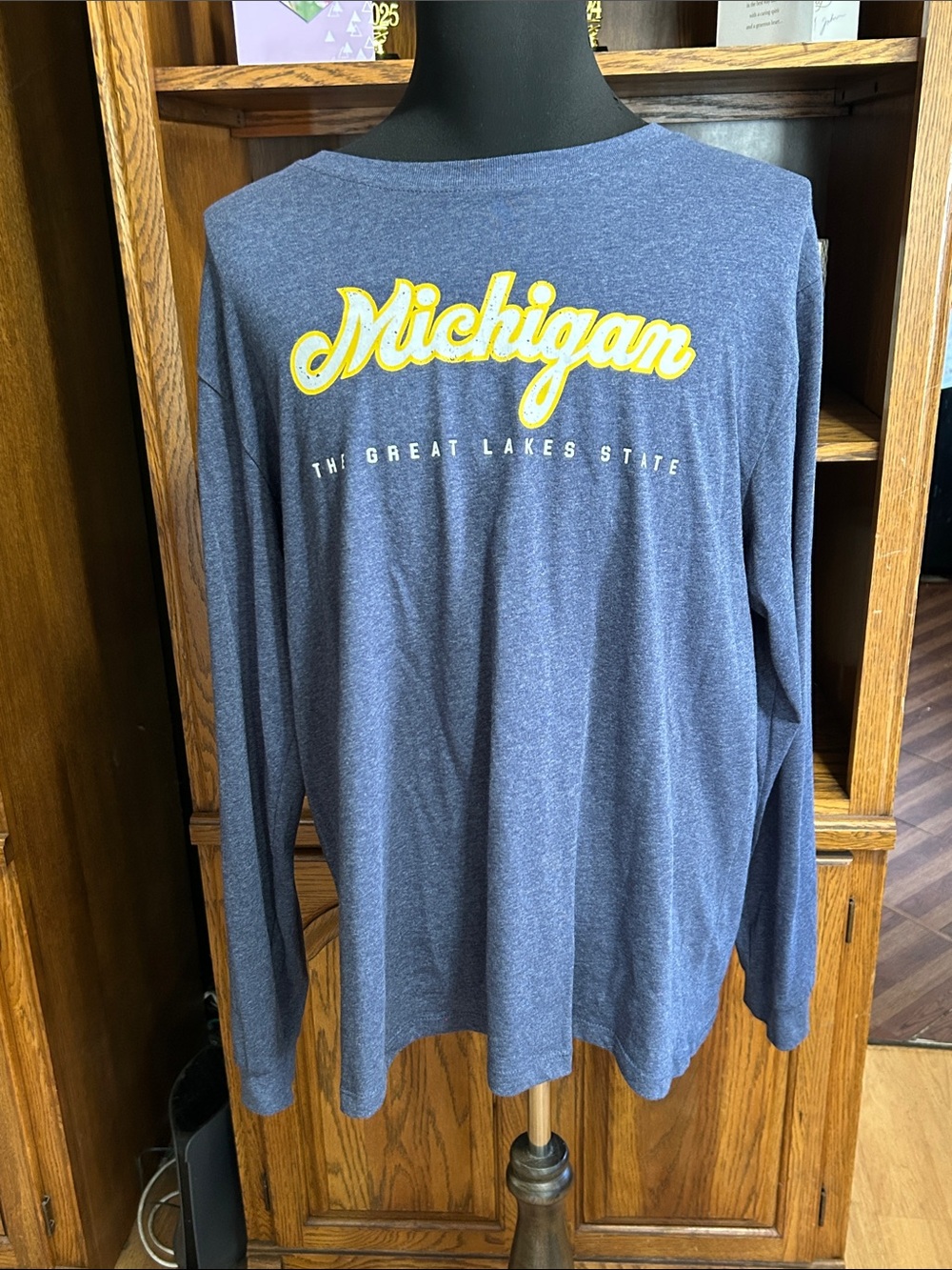 Michigan Long-Sleeve Tee in Navy with Yellow Script Size XL NWOT